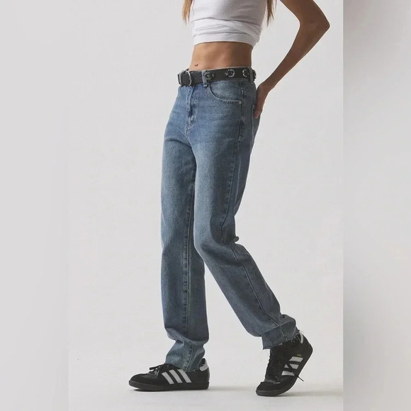 Superdown by REVOLVE Dylan Straight Jean. size 28 - Picture 3 of 5